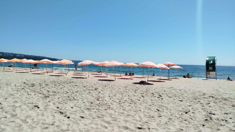 Водата на три варненски плажа е с отлично качество