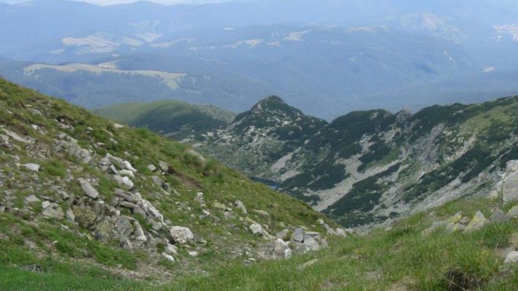 Спасители помогнаха на ранени туристи в Рила