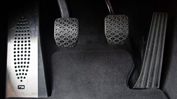 Две пътнички пострадаха при рязко спиране на варненски автобус