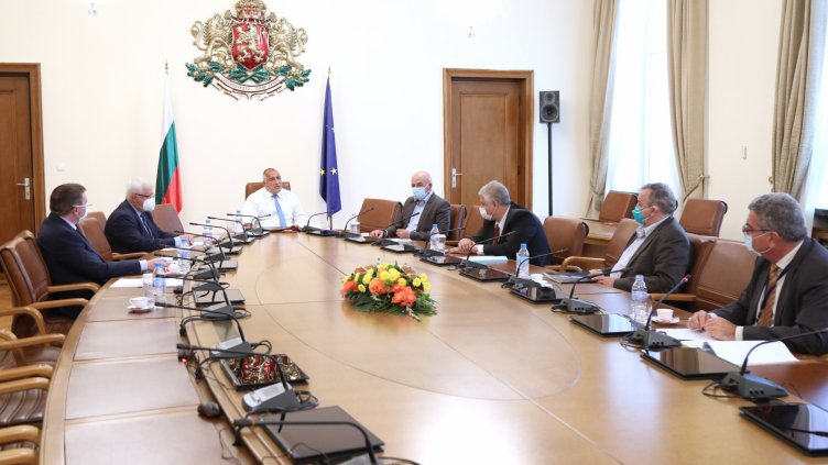 България държи успешно епидемията под контрол