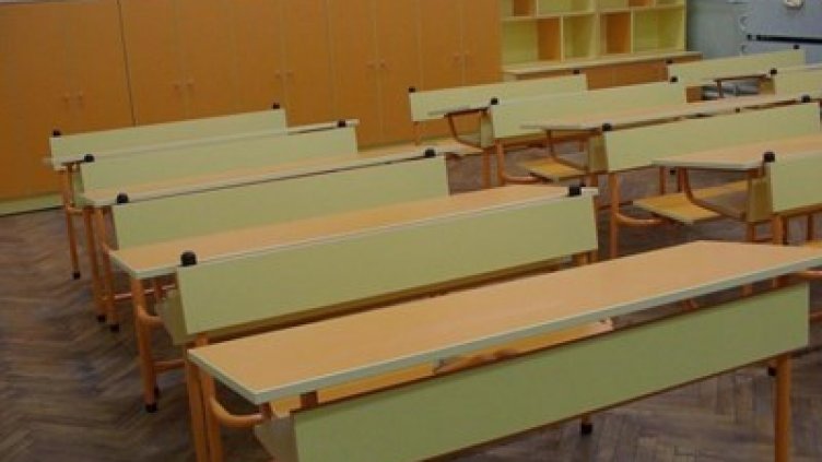 70 паралелки са карантирани в Добрич