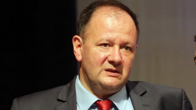 БСП: Борисов се крие зад гърба на министрите си