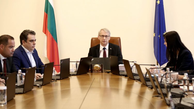 Министерският съвет заседава извънредно днес