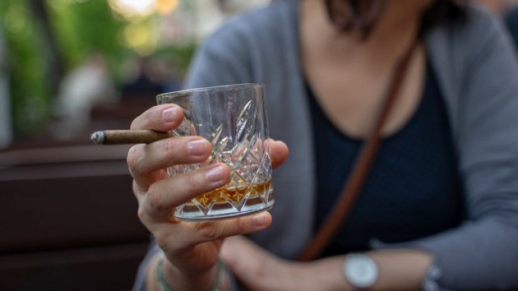 Българските юноши на първите места по пиене, пушене и ранен секс