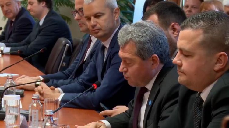 Костадинов получил сигнал от НСИ, че статистиката се манипулира