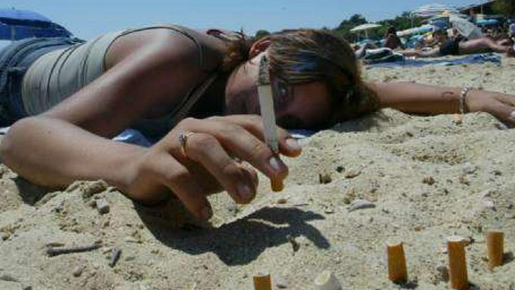 В Барселона забраниха пушенето по плажовете