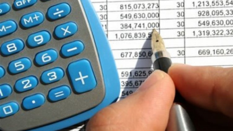 Три министерства са в преразход