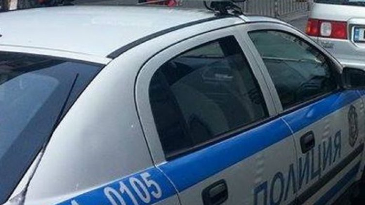 Шестима се биха до кръв с камъни и бутилки в Петрич