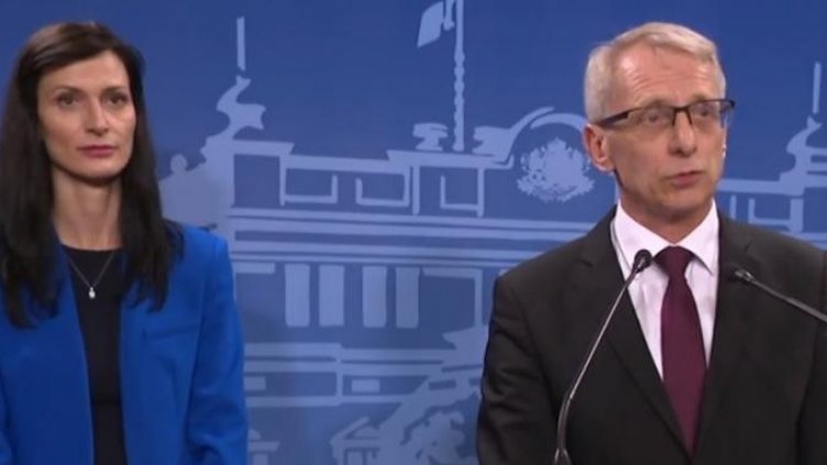 "Тренд": Българите хем недоволни от Денков, хем не искат нови избори