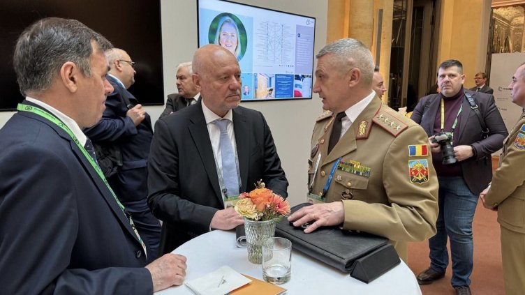 Тагарев: Нашата политика е да помагаме на Украйна