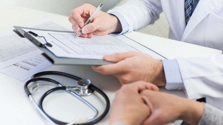 Възобновяват женските и детските консултации, имунизациите и плановият прием в болниците