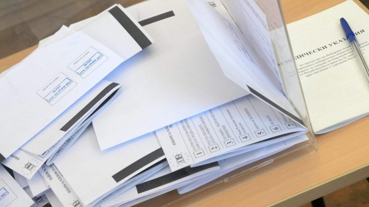  ГЕРБ и БСП с изравнени позиции на изборите