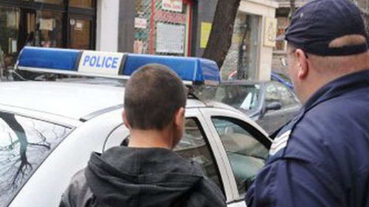 Спипаха поредния тийнейджър с марихуана във "Владиславово"