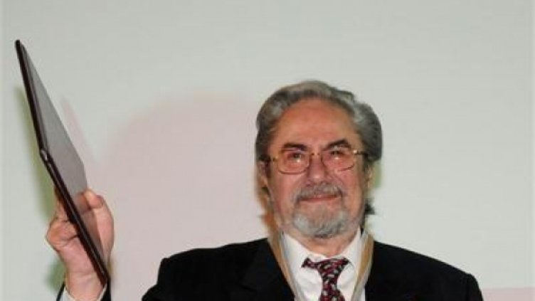 Почина Никола Гюзелев