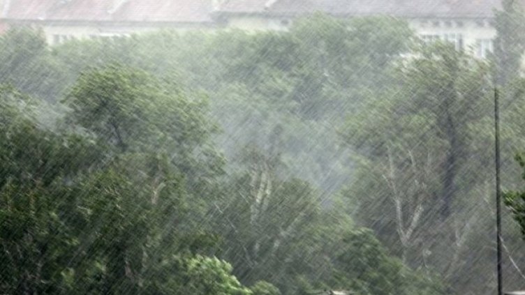 За последните 12 часа най-много валежи са паднали в Кнежа – 98 л/кв. м