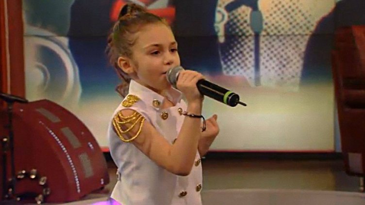 Крисия стана втора във втората вечер в Крим