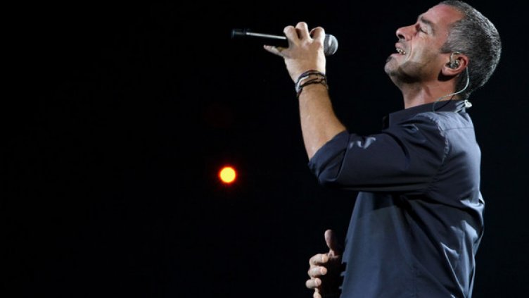 Ерос Рамацоти каза на български "Благодаря"  пред 15 000 в "Арена Армеец"