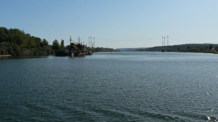 Експерти провериха сигнал за мъртва риба в Белославско езеро 