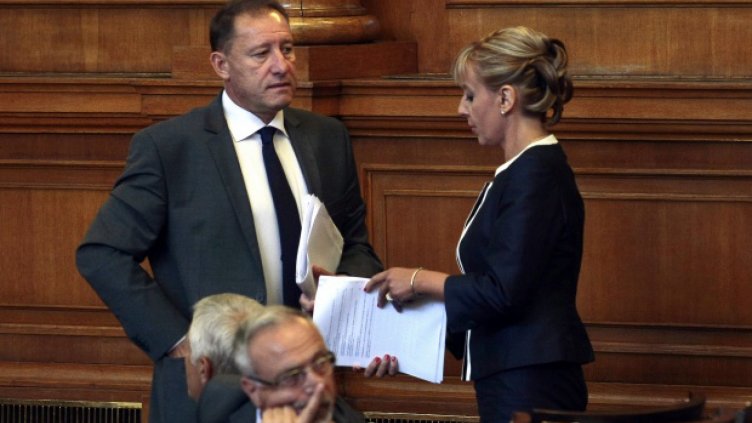 Мая Манолова и Ангел Найденов вдигат сватба