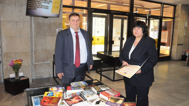 Емил Радев ще награди младежи с посещение в Европарламента