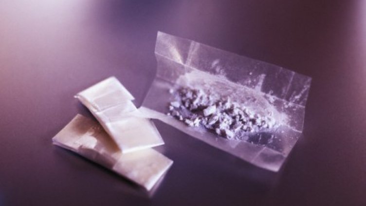 Младежи от Варна се признаха за виновни в разпространение на наркотици