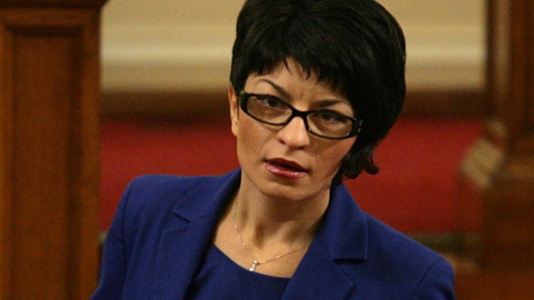 Десислава Атанасова изригна заради Митьо Очите и Цветан Василев