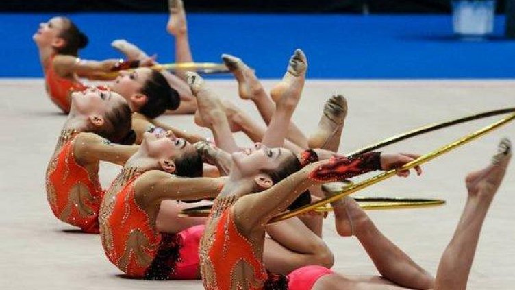 Ансамбли от 16 клуба в "Царица Маргарита"