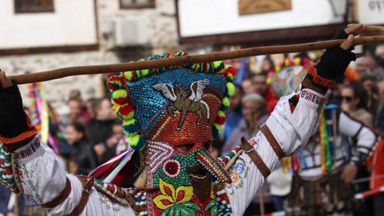 Кукери прогониха злото в Широка лъка