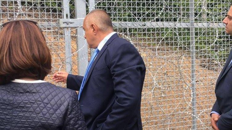 Огромна част от преградното съоръжение на българо-турската граница е изградено