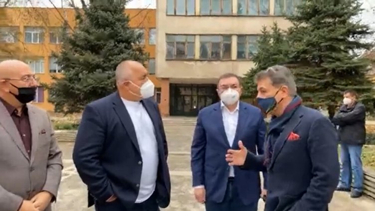 Тройни заплати и жилища за медици в регионите с недостиг (ВИДЕО)