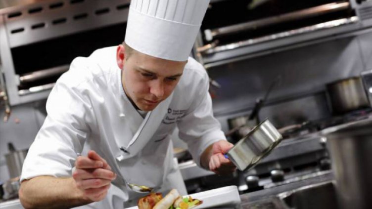 Проверяват за работа на черно по морето