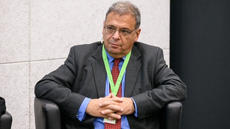 Ти, имаш ли пари? Или взимаш мижава заплата и инфлацията я яде?