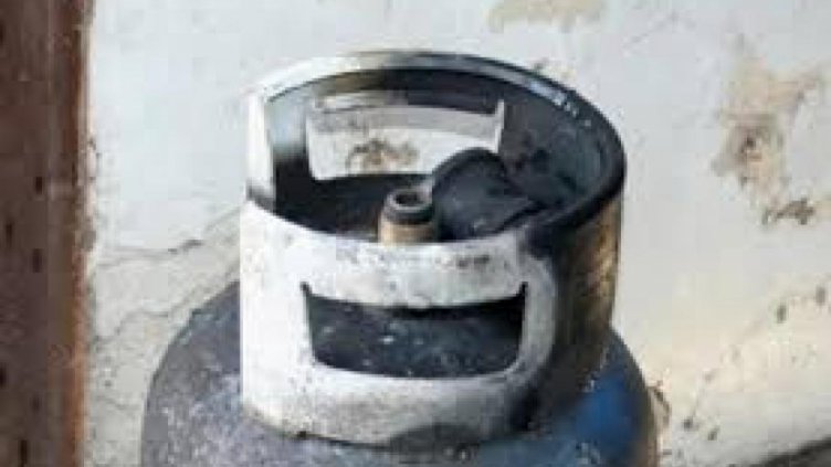 Газова бутилка подпали апартамент във Варна