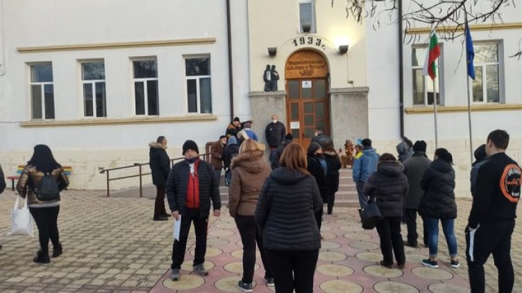 Референдум в Обзор за отделяне от Несебър