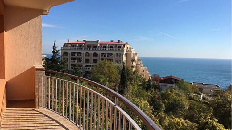 Общините надушиха инфлацията... Вдигат данък сгради. Варна пожалена!