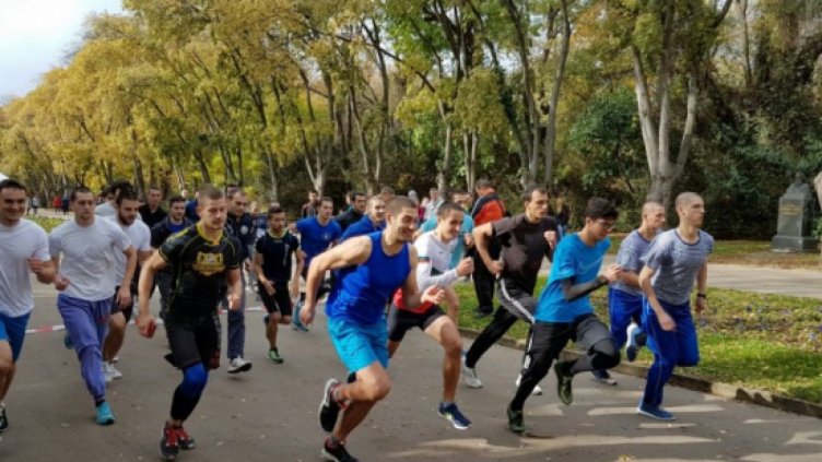 Спорт на открито в състезанията за „Купа 8 декември" във Варна