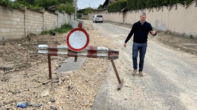 Кметът каза кога ще бъдат асфалтирани разбитите от ВиК улици във Варна