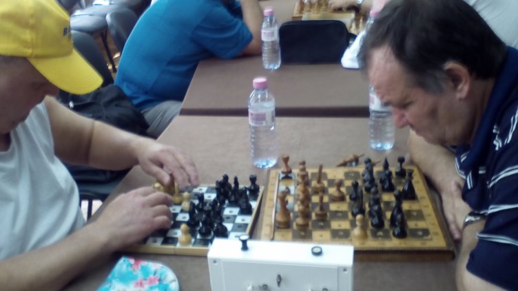 Варна е домакин на национални турнири по шахмат и стрелба с лък за незрящи