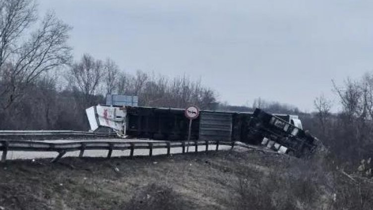 След катастрофата край Видин: Четирима души остават в болницата