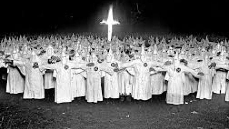 Почина един от лидерите на Ку-клукс-клан  