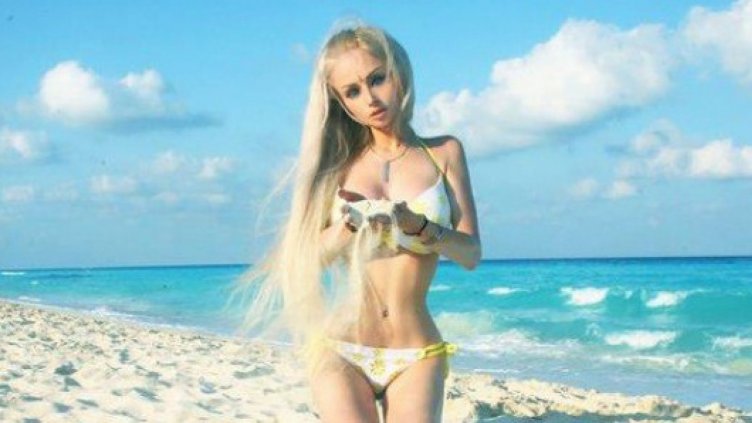 Човешката Барби ще се пробва като диджей