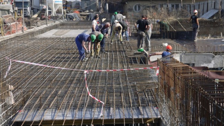 До края на тази година можем да се ползваме последно дните отпуск, останали от 2021 г.