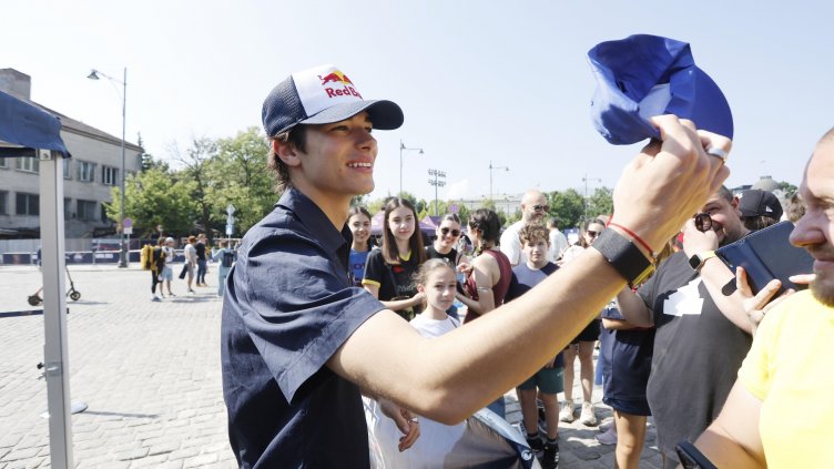 Никола Цолов завърши на 20-то място на Гран При на Великобритания