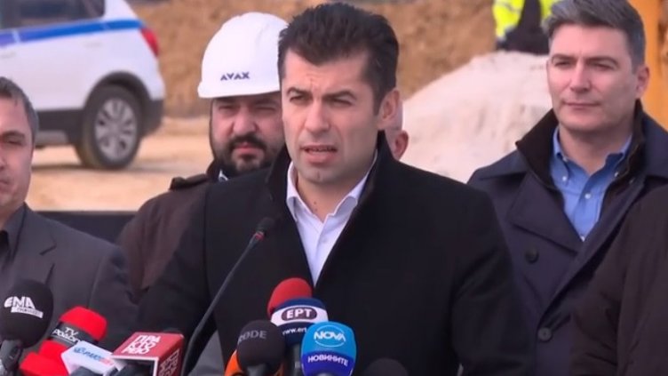 Петков: Намаляваме зависимостта си от руския газ (ВИДЕО)