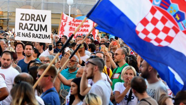 В Загреб протестират заради мерките срещу коронавируса