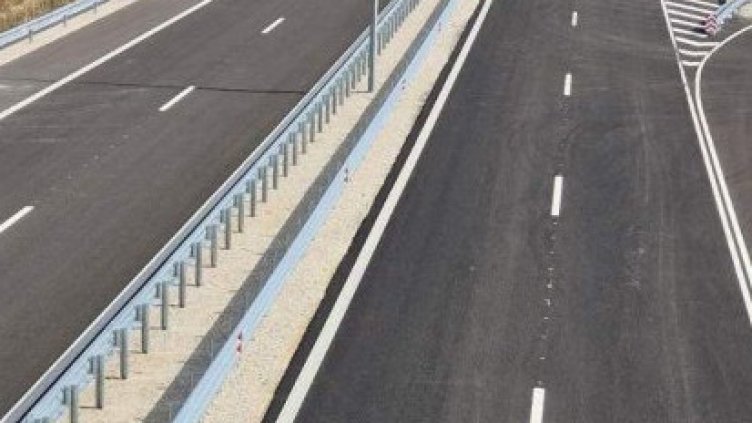 Нови предпоставки за задръствания на "Тракия" утре