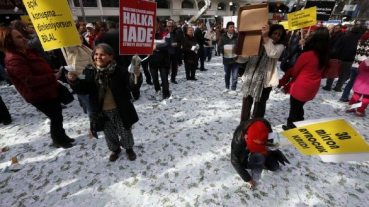 Нови сблъсъци между протестиращи и полиция в Турция