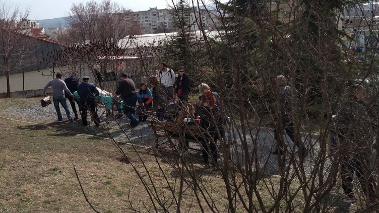 Военните медици спасиха възрастна варненка навръх 3 март