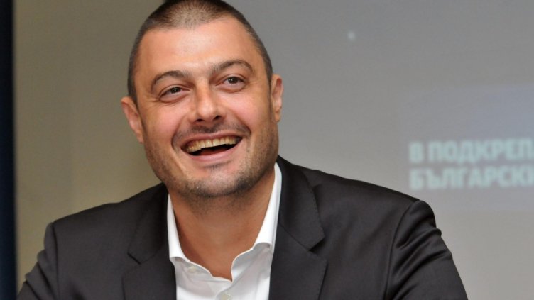 Бареков няма да е депутат от Варна. Остава в Брюксел