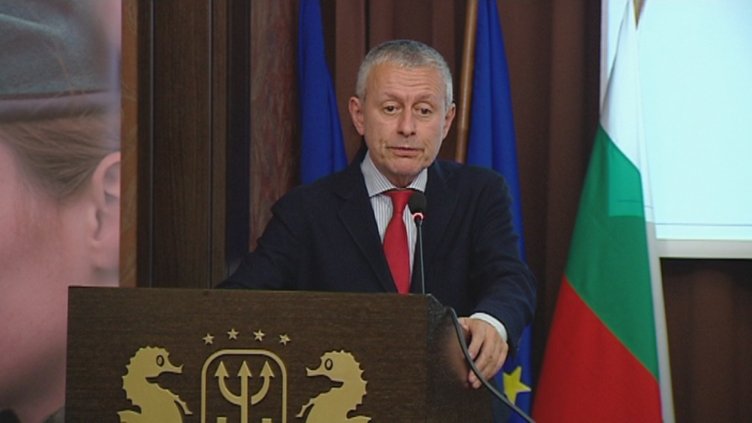 Имаме нужда от изграждане на военноморска база на НАТО на българския бряг